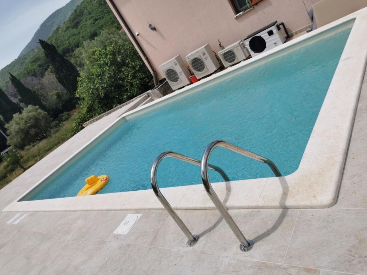 Apartments Barbara With Pool Brseč Exteriér fotografie