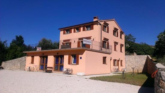 Apartments Barbara With Pool Brseč Exteriér fotografie